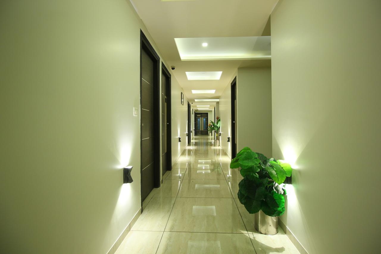 Hotel Flair Inn アーメダバード エクステリア 写真